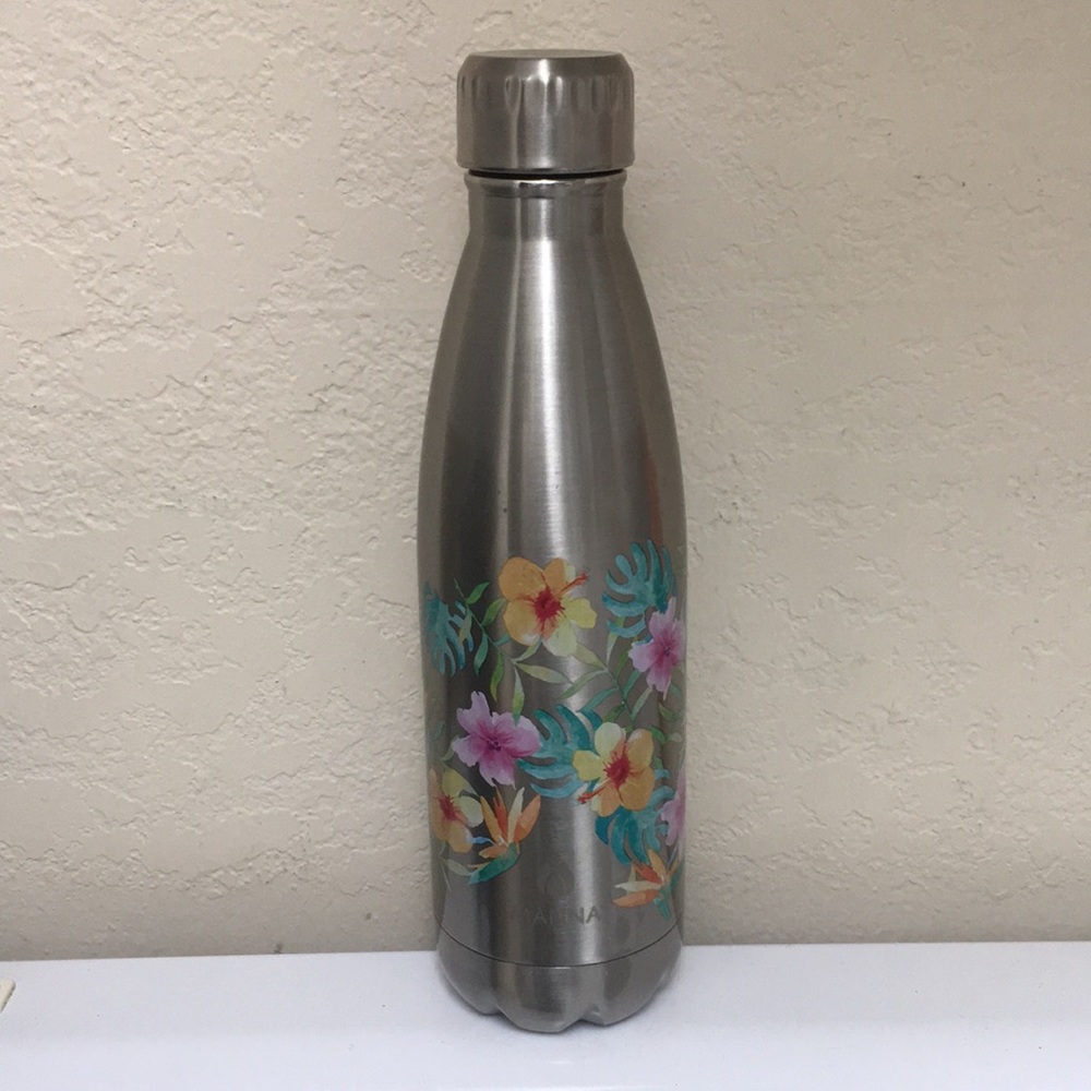 Stainless steel water bottle